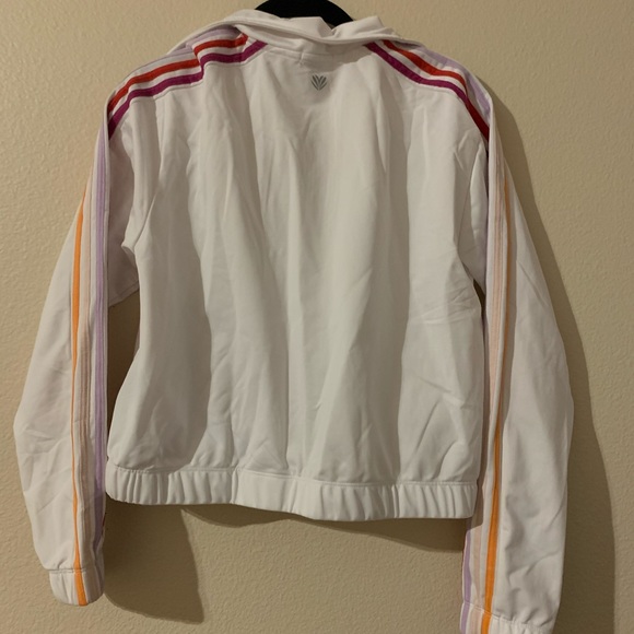 workout jacket - Picture 2 of 2